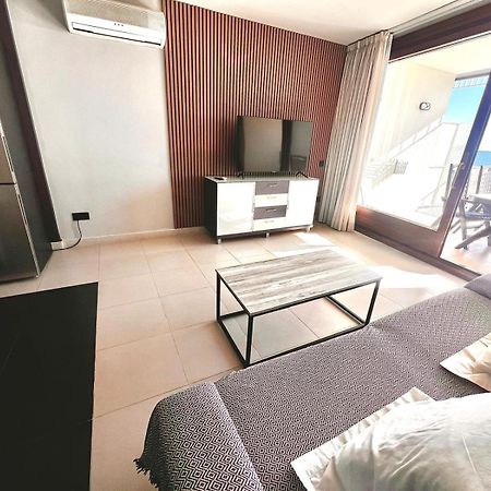 Apartaments Voramar Камбрильс Экстерьер фото