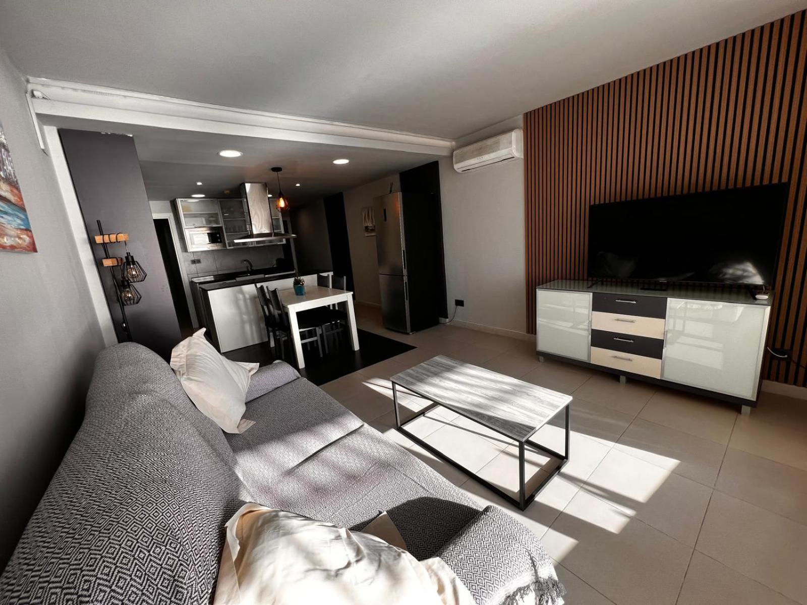Apartaments Voramar Камбрильс Экстерьер фото